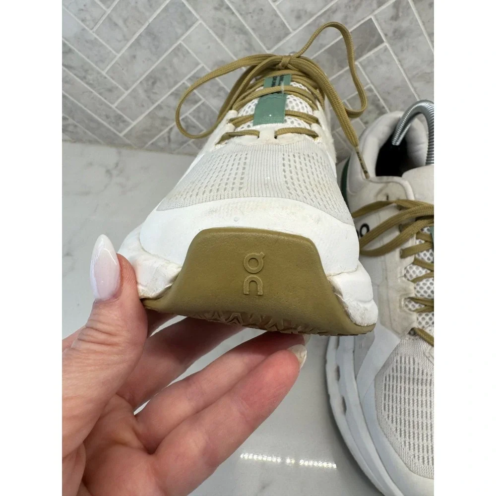 On Running Cloudrunner 2 Running Shoes Womens 8.5 Undyed Green Lace Up Sneakers